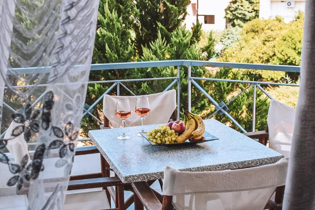Picolla Casa Apartment Ксилокастрон Екстериор снимка